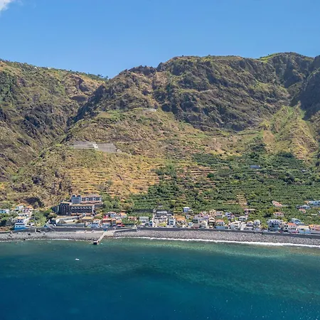 Casa Dos Pescadores By Galmi * Paul do Mar (Madeira)